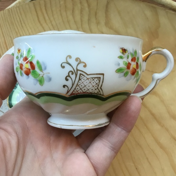 Vintage Ucagco Occupied Japan Eggshell Porcelain Cup and Saucer - Picture 3 of 11